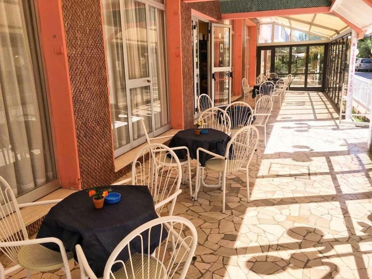 Hotel Sabbia D'Oro Rimini Exterior foto